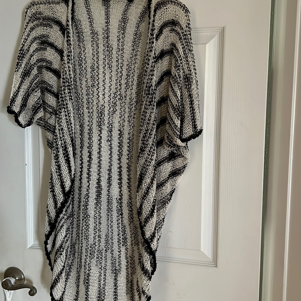 Light knited bolero SOLD